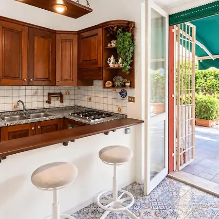 Elegantis Casa Flavia In Trastevere With Terrace - Comfort In Charming District *