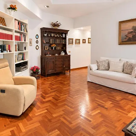 Elegantis Casa Flavia In Trastevere With Terrace - Comfort In Charming District Appartamento Roma